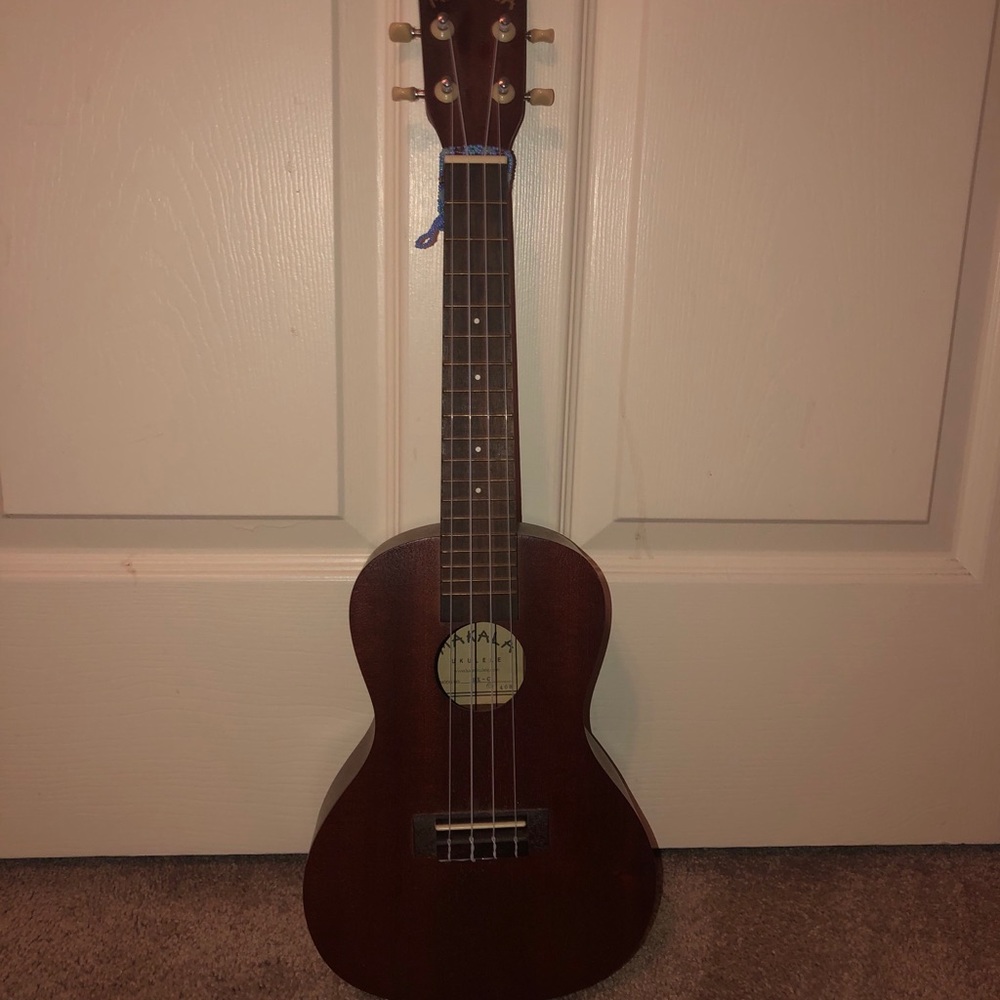 MAKALA UKULELE